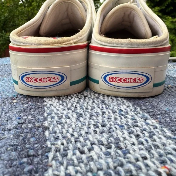 Skechers white Slip-On platform Sneakers with USA 🇺🇸 flag diamond Accents size 7 - Picture 6 of 9